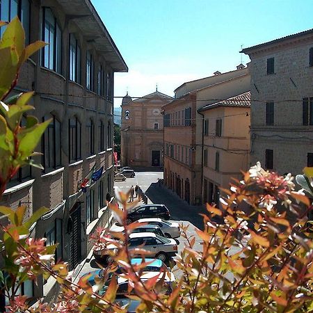 Hotel I Duchi Camerino Exterior photo