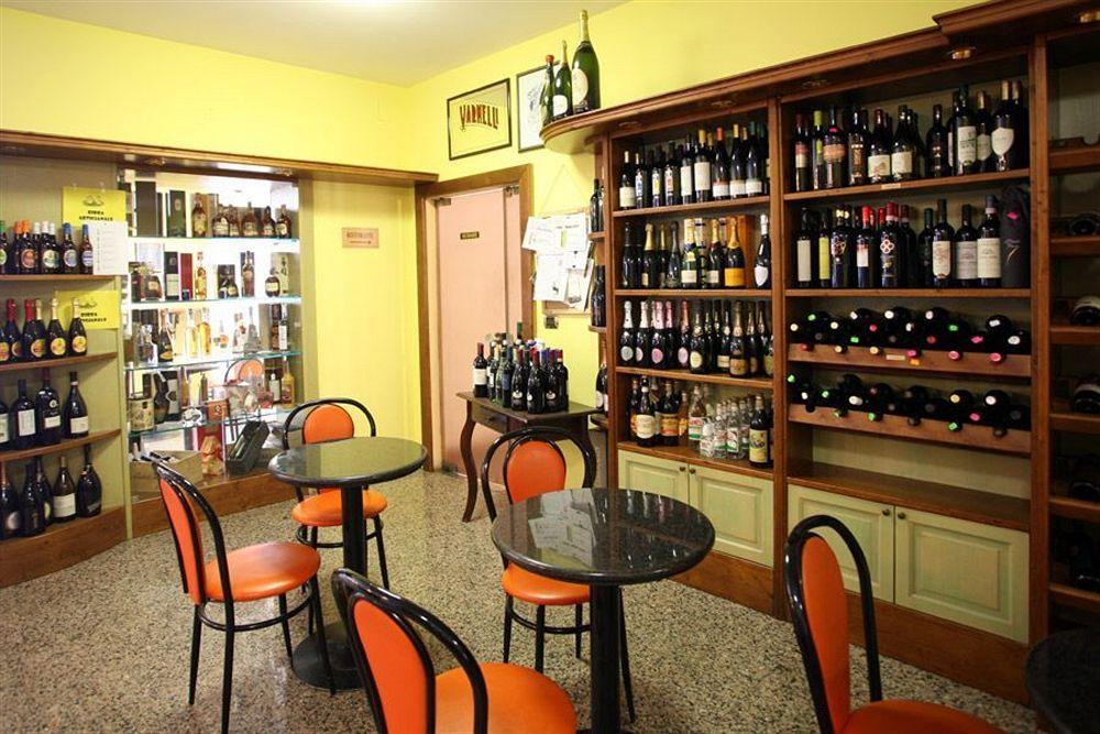 Hotel I Duchi Camerino Exterior photo