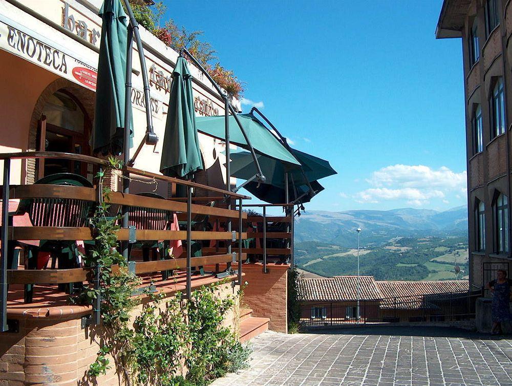 Hotel I Duchi Camerino Exterior photo
